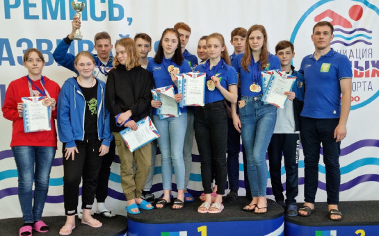 Соревнованиях по плаванию